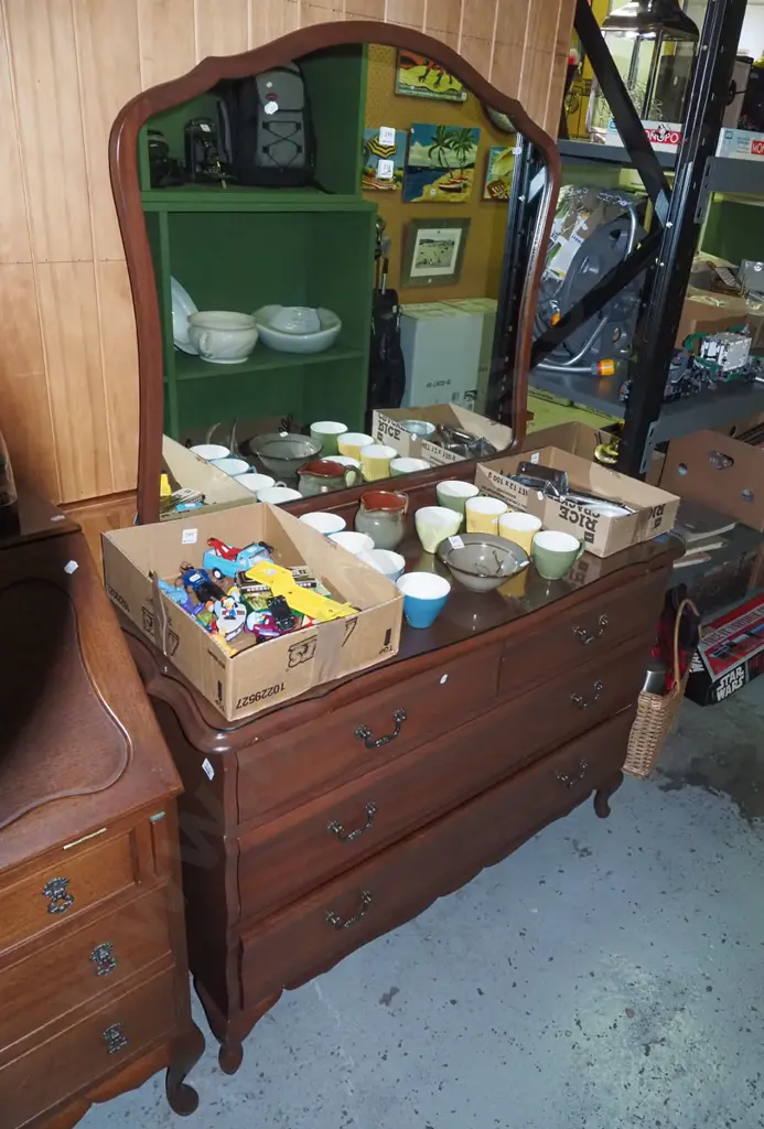 mahogany cab leg 4 drawer mirror back dresser H1600 W100 D430 Image 1++