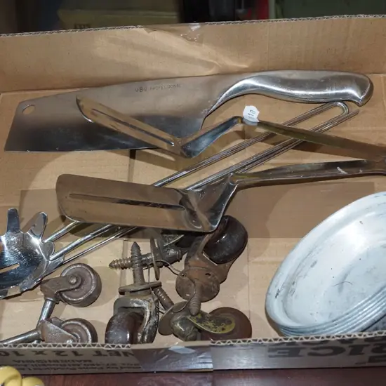 box; kitchen utensils, pie dishes, enamel casters 