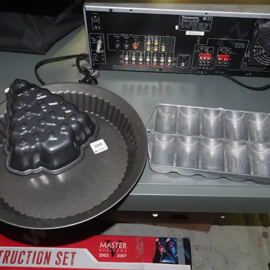 baking dishes , alloy gem iron