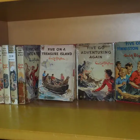 Enid Blyton Famous Five books