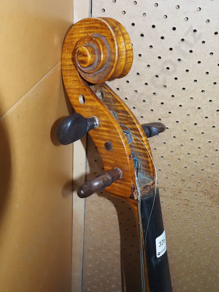restorer's cello Image 1++