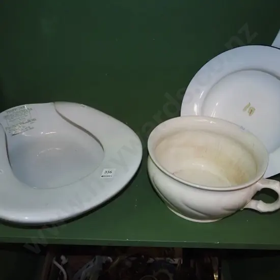 slip pan, guzunder, enamel bowl