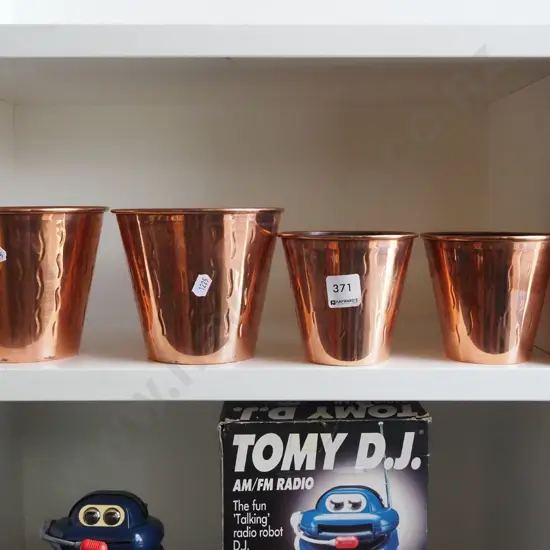 4x copper pots