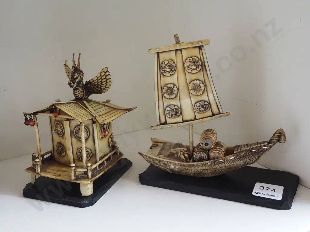 2x Asian ornaments- dragon house, small boat H160 Image 1++