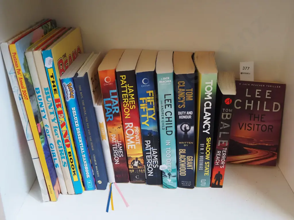 various books Image 1++