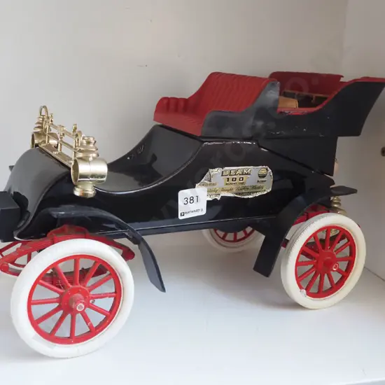 Jim Beam vintage car decanter - has contents