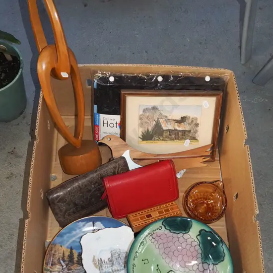 box; wooden sculpture, fruit bowl, amber glass jug etc