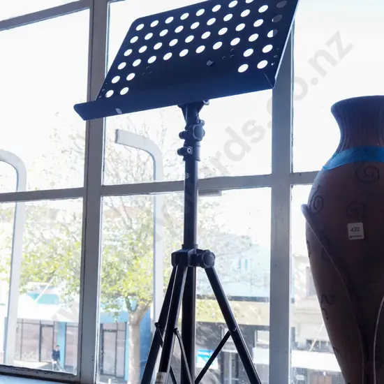 heavy duty commercial music stand