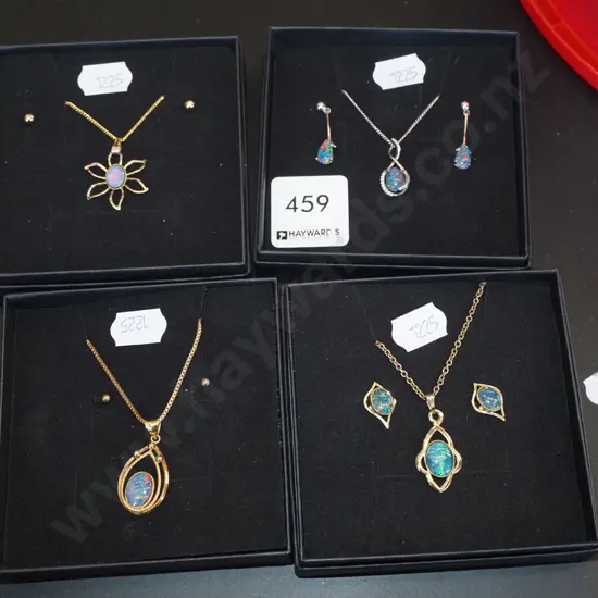 4x necklace, earrings and pendant sets