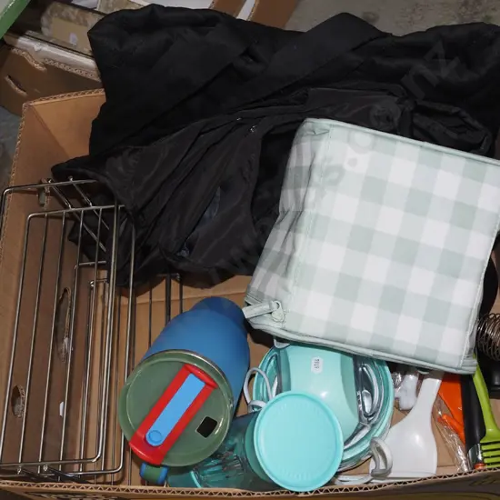 box; thermos, small chiller bag, holdalls etc