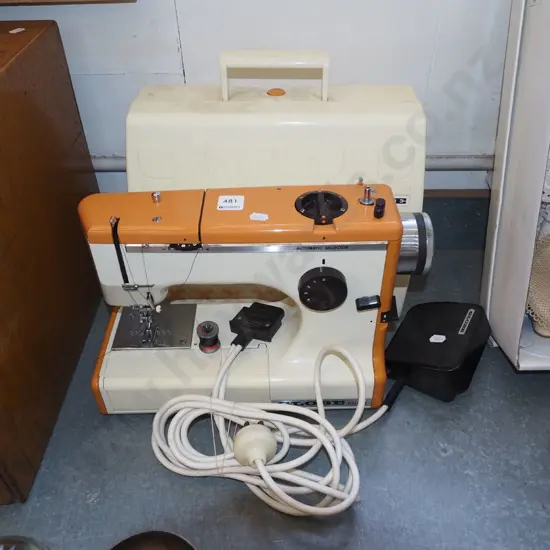 Globe Cub 3 sewing machine
