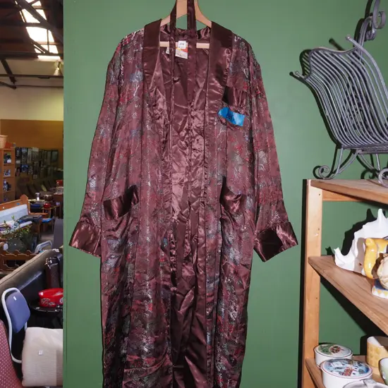 Asian dressing gown/bath robe