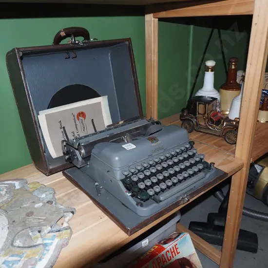 Imperial portable typewriter