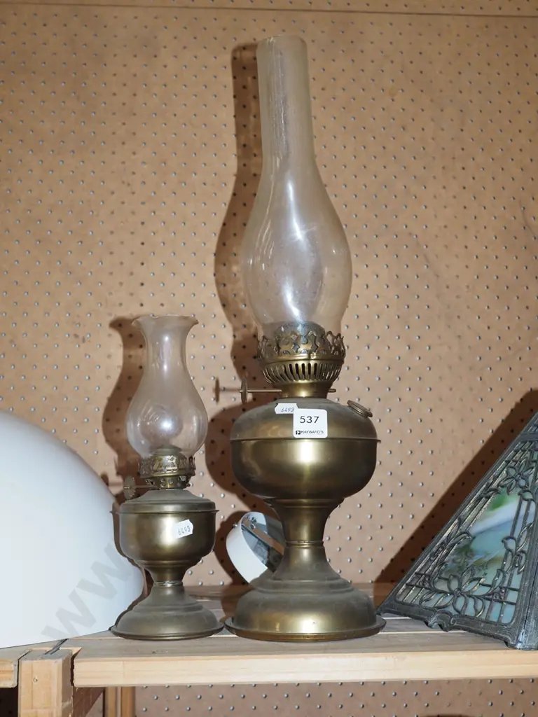 2x kerosene lanterns H480 Image 1++