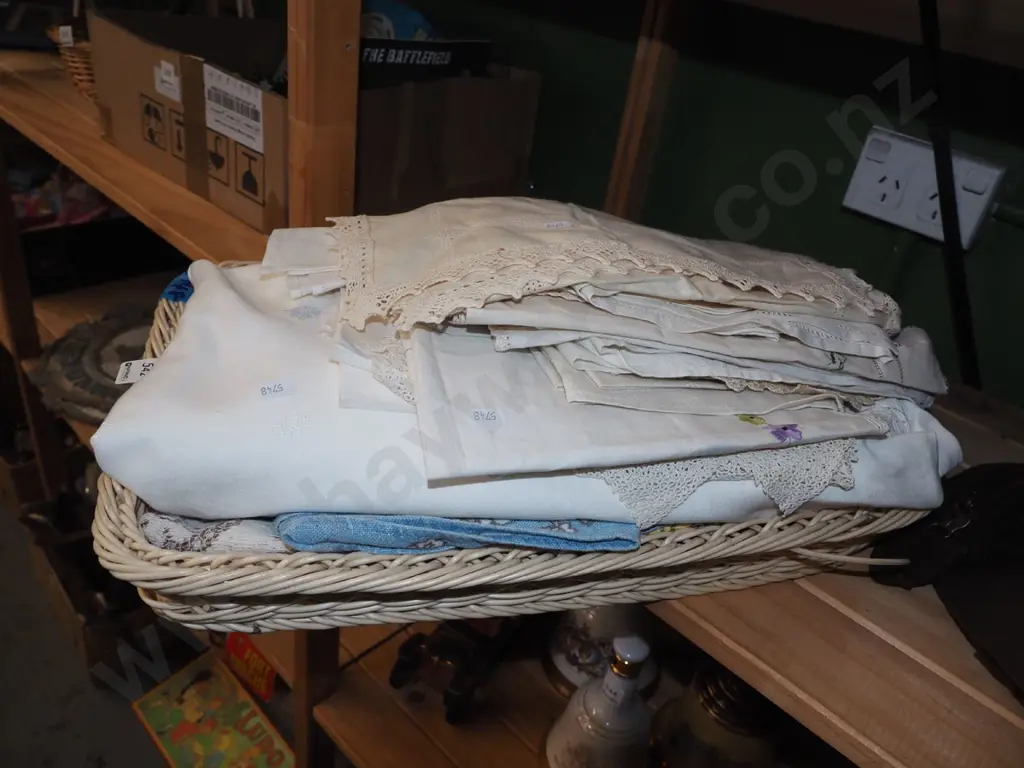 cane basket and hand worked linen Image 1++