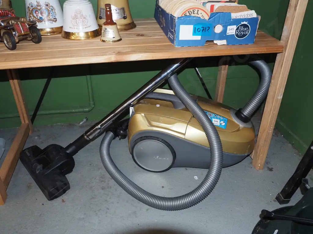 Nilfisk Hepa vacuum cleaner Image 1++