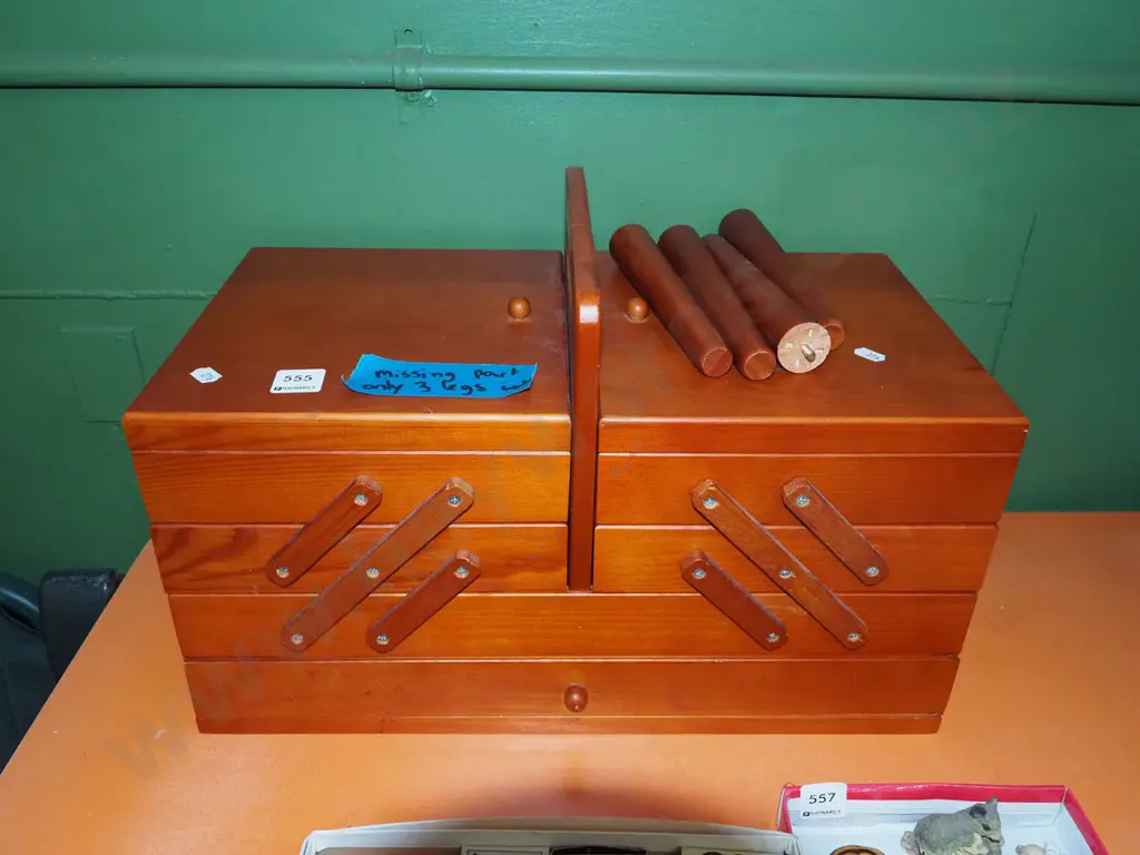 restorer's concertina sewing box Image 1++