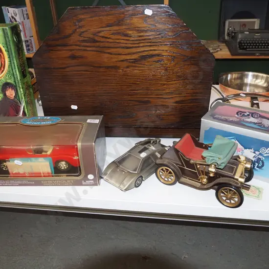 diecast model cars, Delorian table lighter, model vintage car