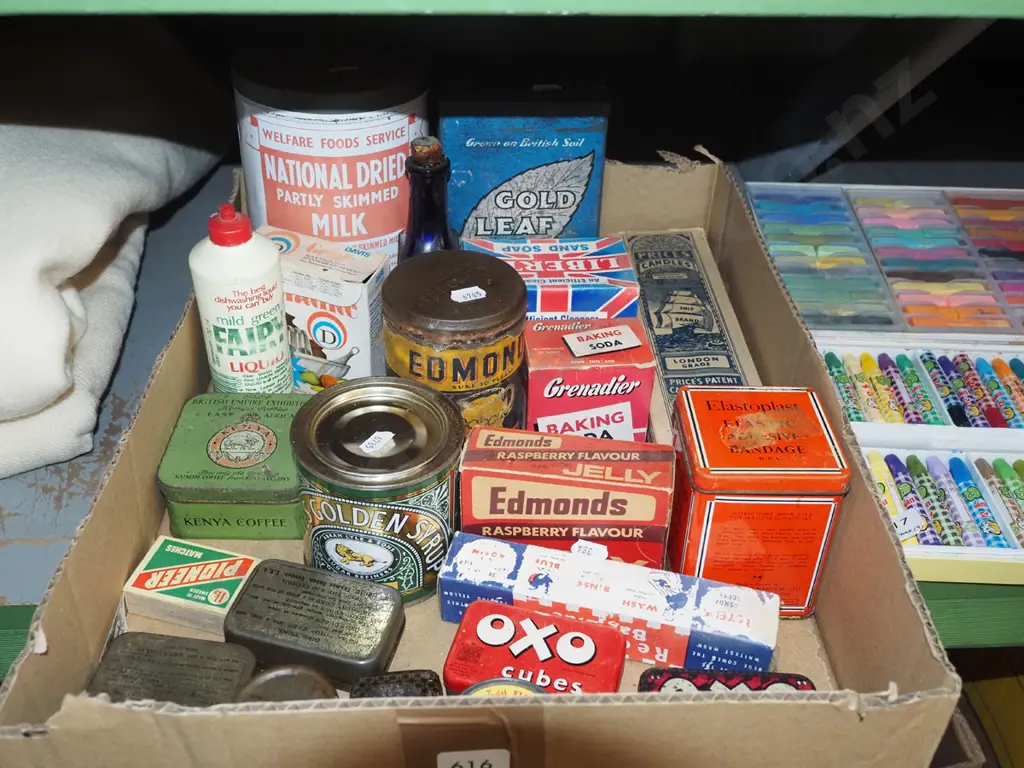box; vintage grocery items, old tins etc Image 1++