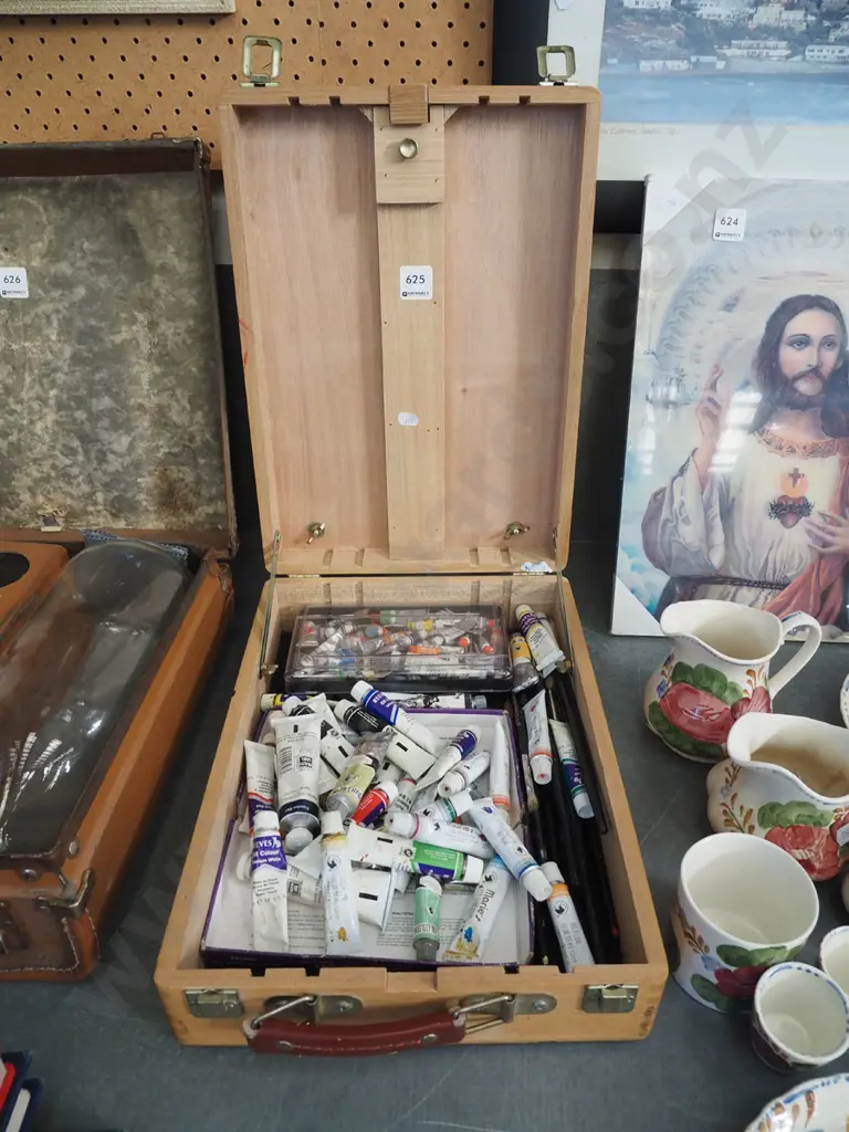 artists easel/supply box; paints, brushes etc Image 1++