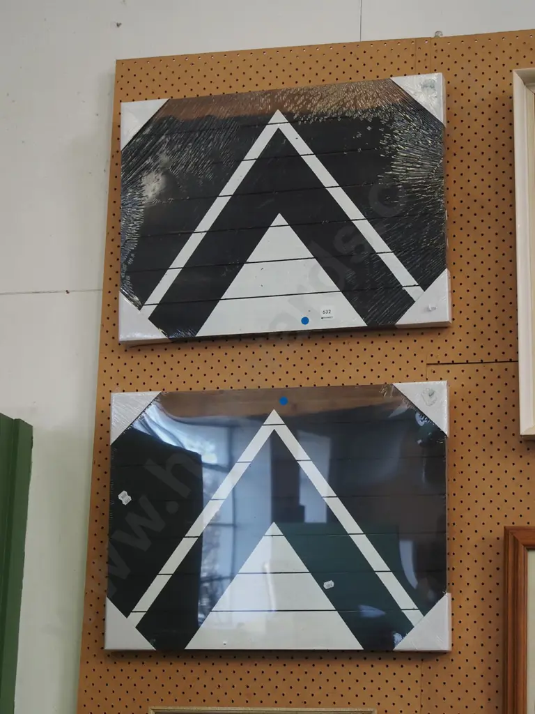 2x prints on board  Image 1++