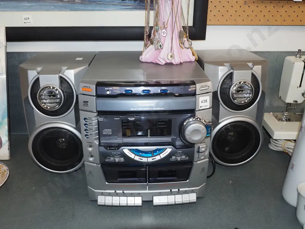Transonic stereo; twin cassette, radio, CD player Image 1++