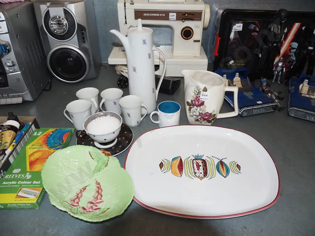 Dutch coffee set, rose jug, Langley platter, Carlton dish etc Image 1++