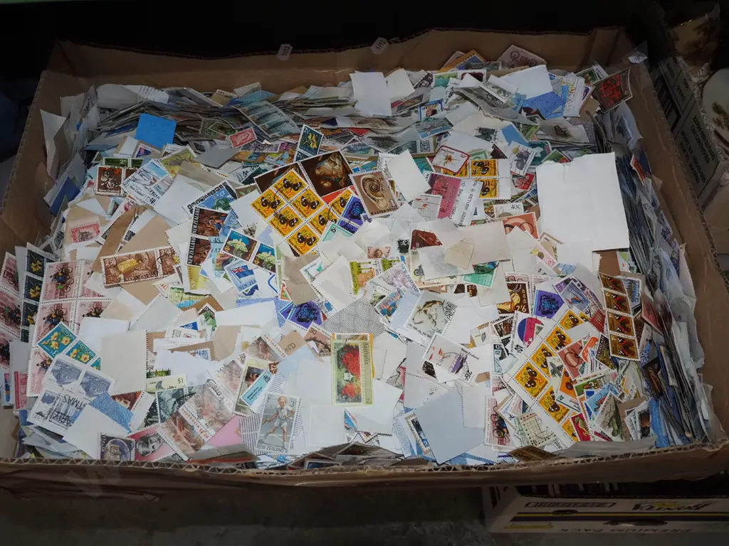 box of loose stamps Image 1++