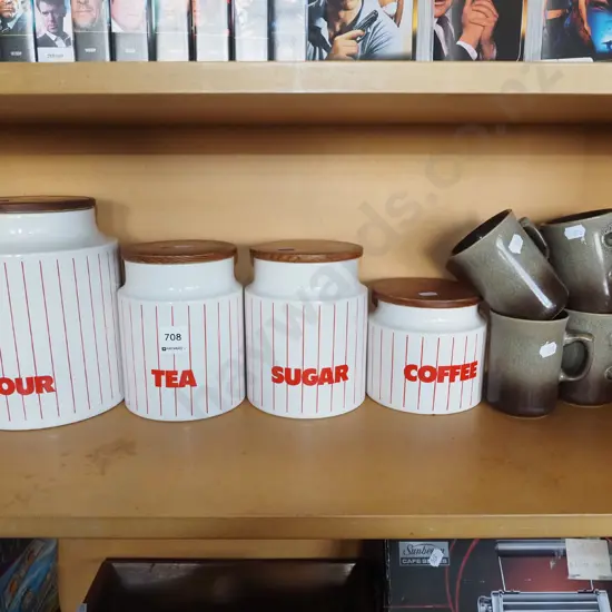 1980s Hornsea storage canisters, 4x Temuka cups
