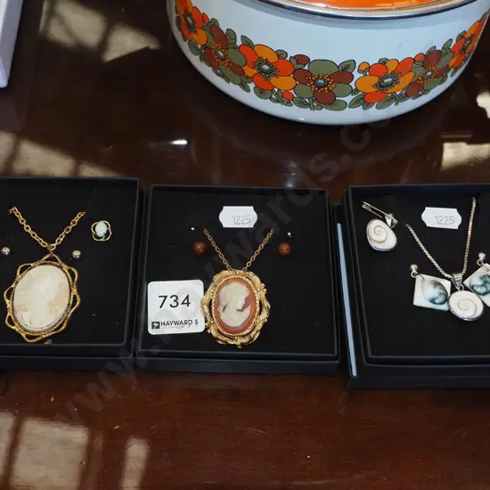 3x pendant and earring sets