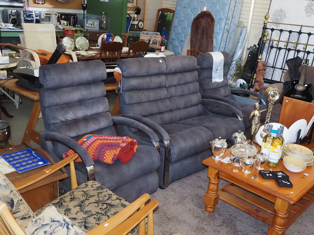 contemporary charcoal LaZBoy lounge suite - 2 rocker recliners, 2 seater settee Image 1++