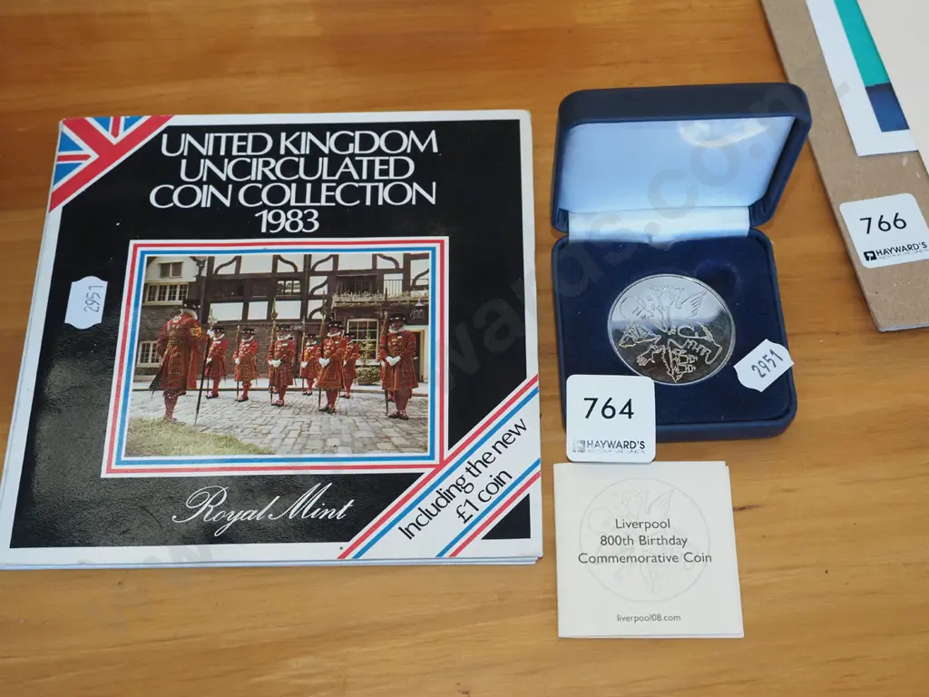 UK coin set, 1 other Liverpool coin Image 1++