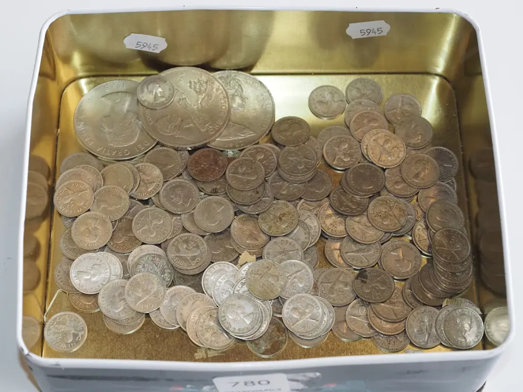 tin of coins Image 1++