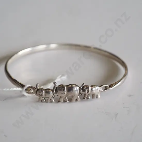sterling elephant themed bracelet