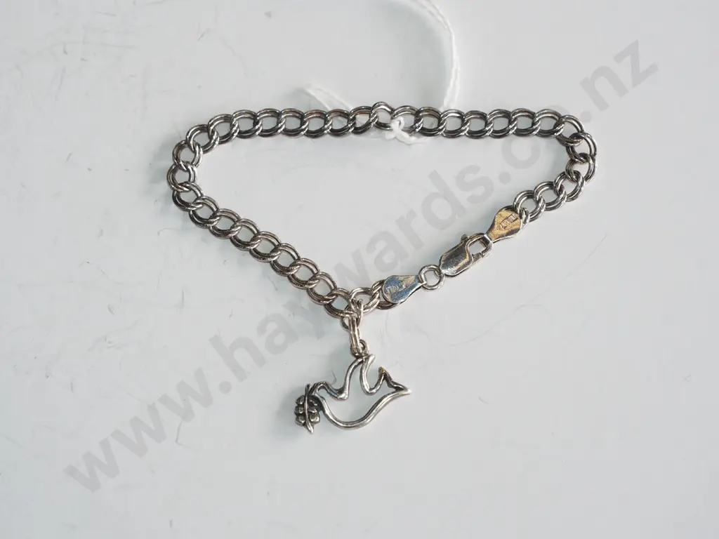 sterling silver link bracelet with bird charm Image 1++