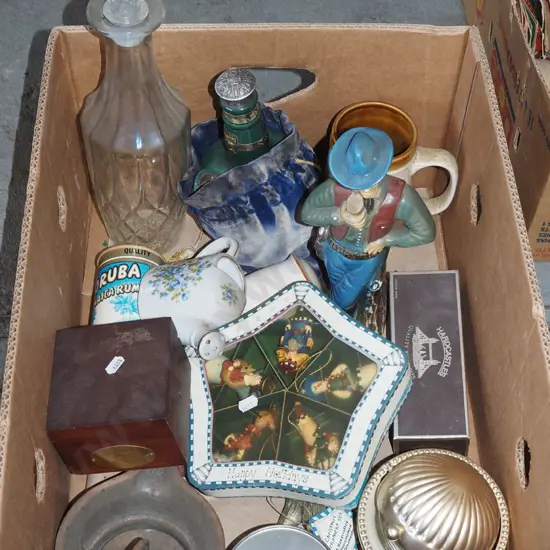 box; figurines, Christmas decorations, wood cased clock etc