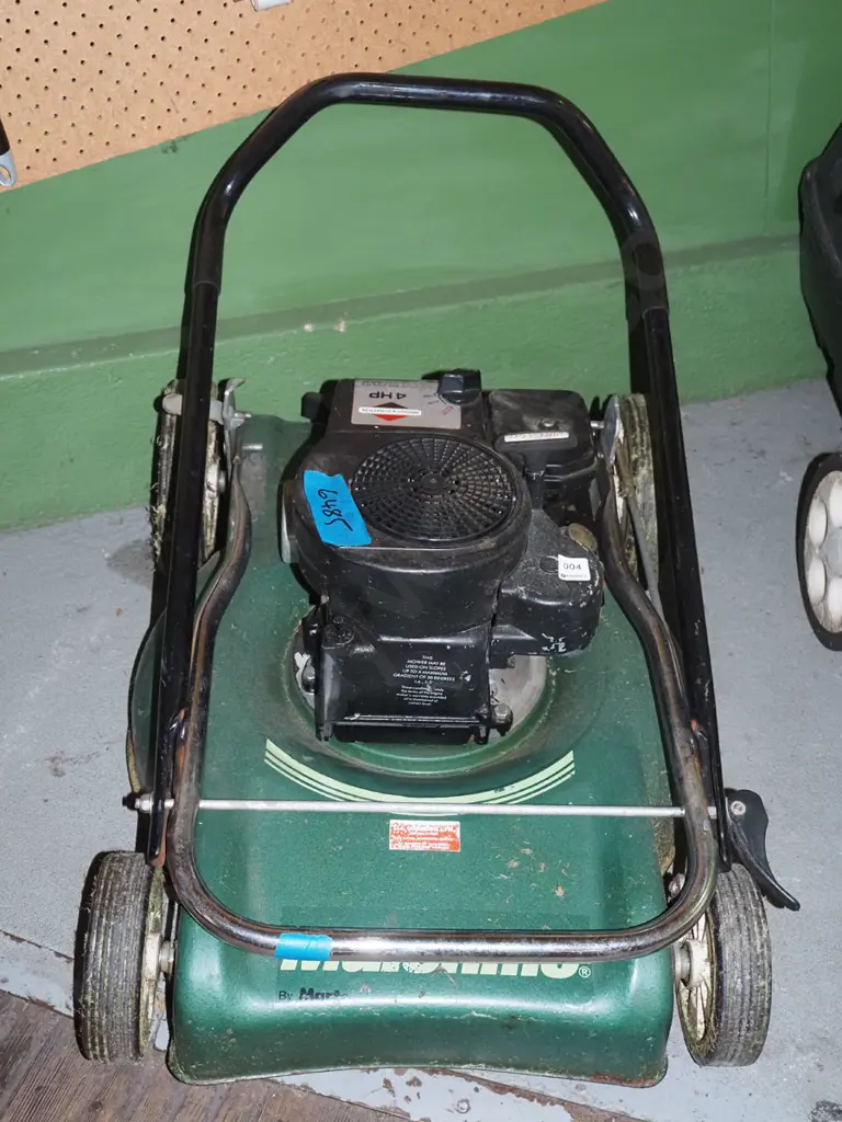Victa 4 stroke motor mower Image 1++
