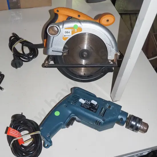 skilsaw, electric drill - green dots