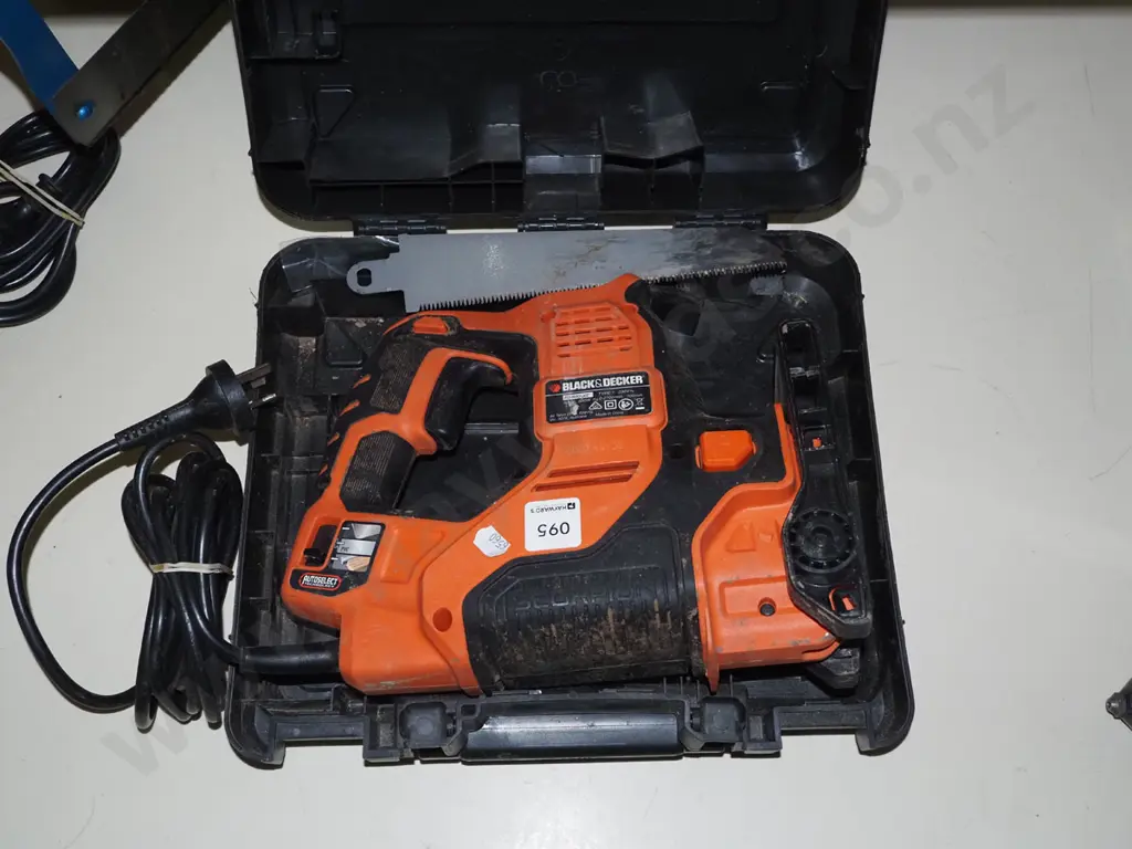 Black & Decker jig saw Image 1++