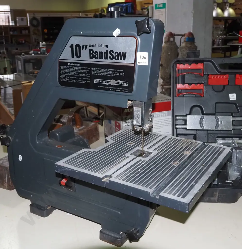 10" wood cutting band saw Image 1++