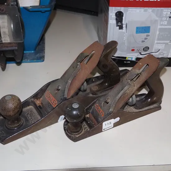 2x hand planes