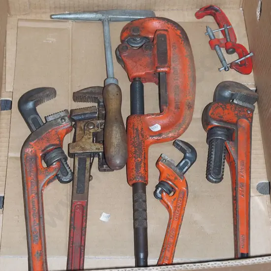 box; pipe cutters, plumber's stilsons etc