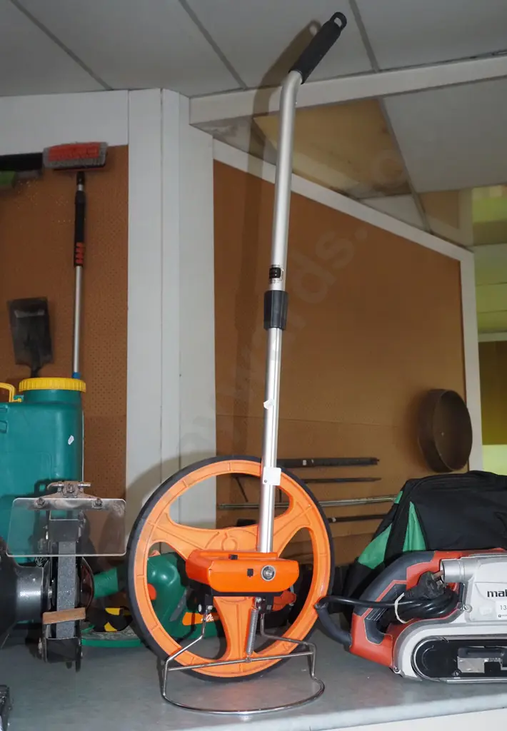 measuring wheel Image 1++