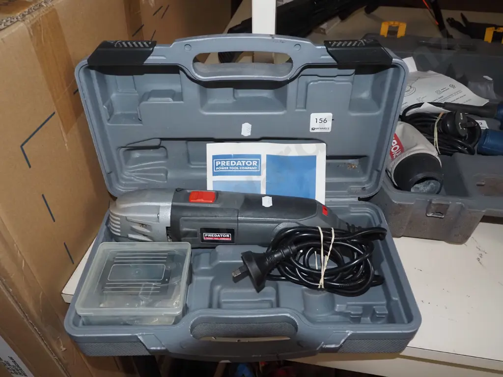 Predator multi tool Image 1++