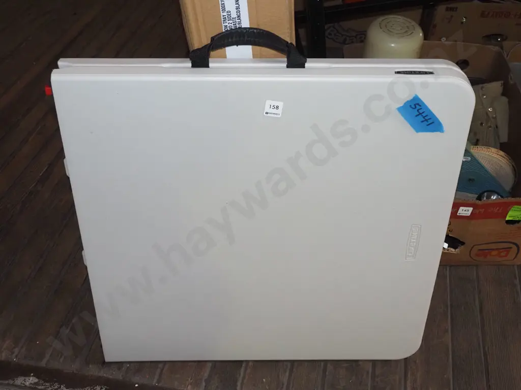 small folding trestle table Image 1++