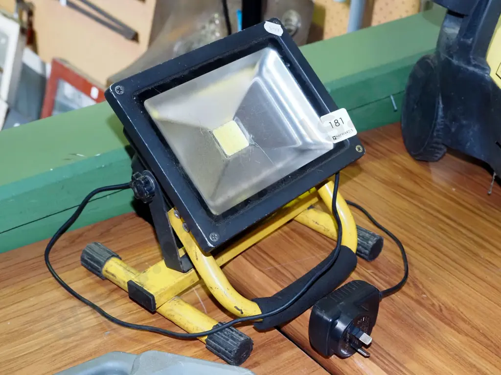 halogen lamp Image 1++