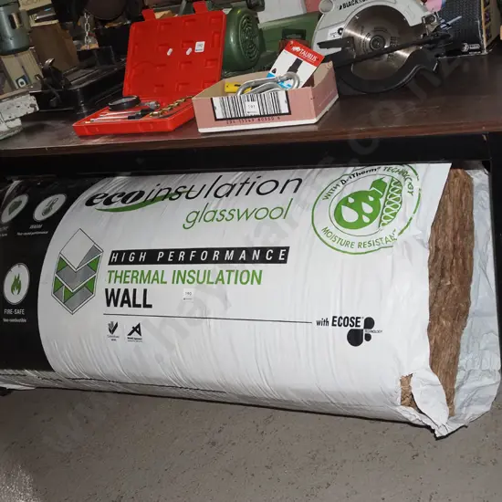 roll of glass wool wall insulation