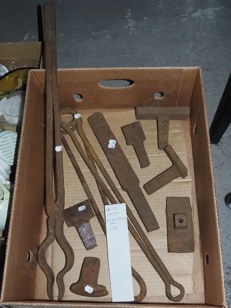blacksmith's tools and anvil parts Image 1++