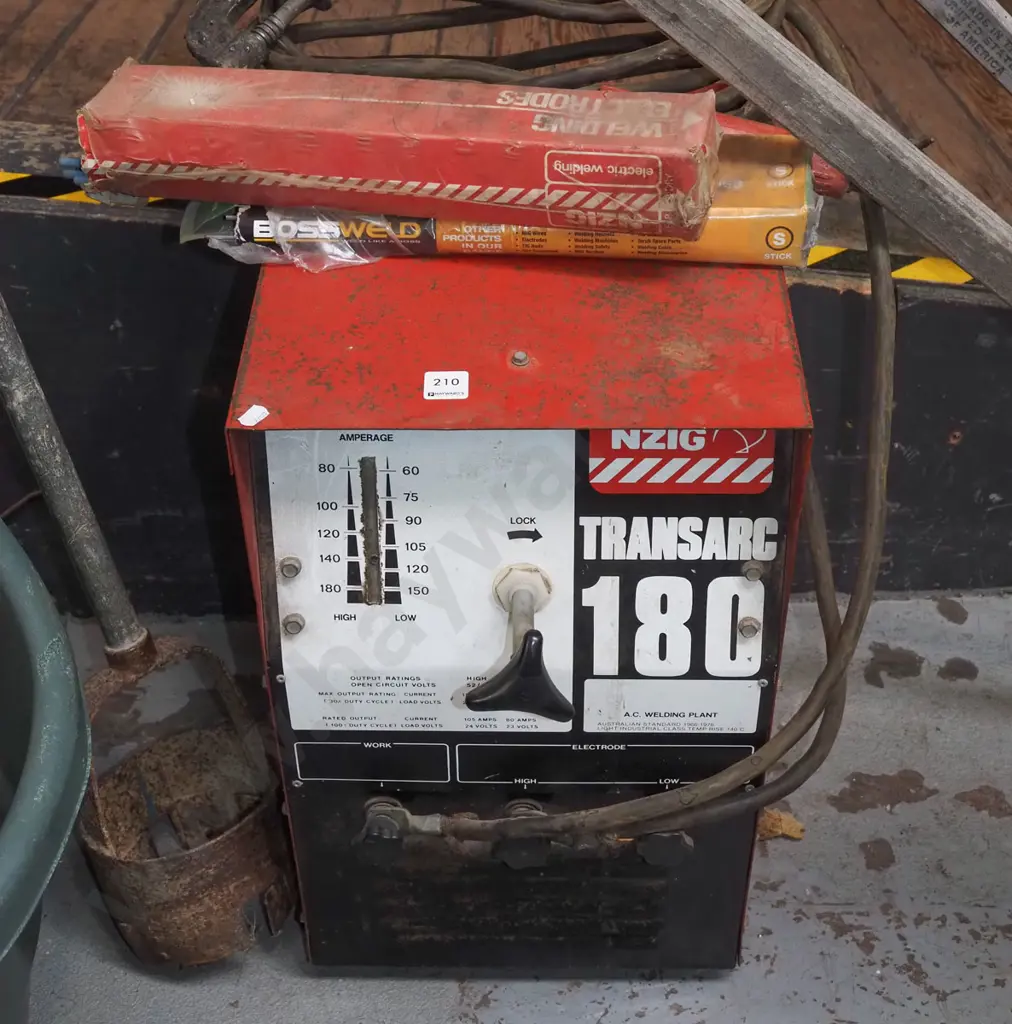 NZIG Trans-Arc 180 A.C. welding plant Image 1++