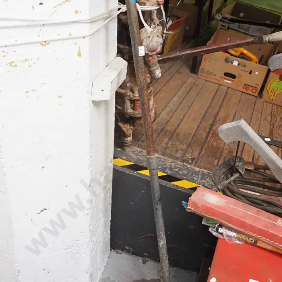 hand operated post hole borer